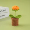 Planta en maceta de rosas naranjas de ganchillo ramo de flores hecho a mano regalo. - Naranja