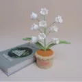 Plante en pot de muguet crocheté à la main, fleur blanche décoration de bureau à domicile. - Blanc