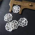 Natürliche Muschel Ausgehöhlte Kamelie Charms Perlmutt DIY Schmuck Anhänger Zubehör - 18mm Strang / Weiß