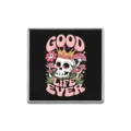 Spilla badge in metallo teschio stile americano vintage con funghi punk per vestiti e borse - Stile Quadrato Teschio con Corona (ZP2954)