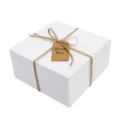 Boîte cadeau carrée blanche avec ficelle et étiquette de remerciement pour pâtisserie. - Lot de 12 / Blanc