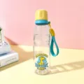 720ml Große Kapazität Kunststoff Wasserflasche Tragbare Sport Trinkflasche mit Kordel - 720ml Becher / Vitales Gelb - 720ml