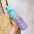 Botella de agua deportiva de plástico degradado azul morado outdoor fitness variante - Degradado Púrpura-Verde