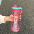Rosa Kunststoff Trinkflasche mit Strohhalm, große Kapazität Schülerin Sportflasche. - 800ml / Fuchsia