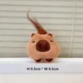 Simpatico ciondolo in peluche capibara con acconciatura divertente, dettaglio peluche marrone. - Stile Catena Sospesa / Capibara Caffè Frontale