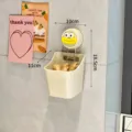 Wandgemonteerde keuken opbergmand voor knoflook en gember met schattig zuignapontwerp - Enkele Laag / crème