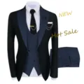 Ensemble de costume d'affaires 3 pièces pour homme avec blazer élégant, gilet et pantalon. - M=46/31 / Bleu marine