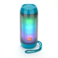 Tragbarer kabelloser Bluetooth-Lautsprecher mit bunten RGB-Lichtern und 3D-Stereosound. - Blaugrün