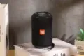 Tragbarer wasserdichter Bluetooth-Lautsprecher mit Stoffnetzdesign und tiefem Subwoofer-Bass. - Schwarz