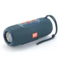 Tragbarer kabelloser Bluetooth Lautsprecher mit starkem Bass und praktischem Tragegurt. - Aqua