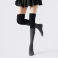 Comfortabele Colorblock Overknee Yoga Sokken Antislip Pilates Dijhoge Beenverwarmers - Eén maat / Zwart en Grijs