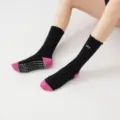 Antislip yogasokken met noppen en leuk gerand design, perfect voor pilates en fitness. - Eén maat / Zwart Roze