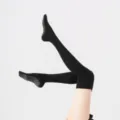 Non-slip yoga over-the-knee socks for women, breathable pilates grip socks, black. - One Size / Black