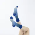 Chaussettes de yoga antidérapantes dégradé bleu, chaussettes de sport pour fitness pilates. - Taille unique / Bleu Azur