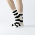 Black and white striped yoga socks for women, anti-slip pilates mid-calf socks for fitness. - One Size / Black Medium Stripes