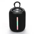 Detailansicht des tragbaren kabellosen Bluetooth-Lautsprechers mit RGB-Lichtern und Aufhängeöse. - Schwarz