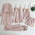 Ensemble pyjama en satin dentelle rose 5 pièces, incluant robe, nuisette, top, short et pantalon. - Rose