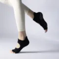 Women non-slip five toe pilates yoga socks with grip dots for fitness workout sports. - One Size / Open Toe Black
