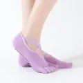 Calcetines de yoga morados de cinco dedos con tirantes cruzados y suela antideslizante. - Talla única / Violeta Claro