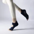 Non-slip yoga socks for women, breathable five-toe pilates fitness socks with grip soles. - One Size / Open-Toe Navy Blue