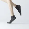 Grau Gestreifte Zehensocken Mit Offenem Rücken, Atmungsaktive Yoga Und Pilates Socken - Einheitsgröße / Geschlossene Zehen Parallelgarn Dunkles Melange-Grau