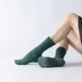 Chaussettes de yoga antidérapantes vertes pour femme, chaussettes d'hiver épaisses et chaudes. - Taille unique / Vert Jade Foncé