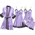 Vrouwen 4-Delige Paarse Satijnen Pyjama Set Sexy met Kant Nachtkleding en Kamerjas - Violet