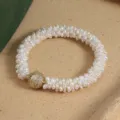 Natürliches Süßwasserperlen Raupen Armband mit glänzendem Magnetverschluss elegant - Armband / 17cm / Goldener Verschluss