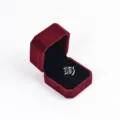 Rote Samt Sechseckige Schmuckschatulle mit Silberring, elegante Geschenkschachtel. - Samt Ohrstecker Ring Box / Burgunderrot