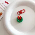 Cute Christmas Wreath Keychain Cartoon Bag Pendant Holiday Gift Accessory for Women and Kids - Flower Garland