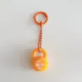 Simpatico portachiavi kettlebell fitness arancione con catena di perle per zaino borsa. - Arancione