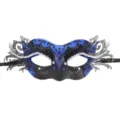 Blau Glitzer Maskenball Maske Detail, elegantes Metallfiligran und Kristallsteine. - Schmetterlings-Design / Blau