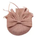 Elegante bruine fascinator hoed met strik en veren, perfect voor feesten en bruiloften. - Champagne