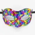Dettaglio maschera in paillettes colorate, perfetto per feste, Halloween e carnevale. - Stile Paillettes Multicolore / Arcobaleno