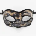 Maschera di carnevale leopardata con paillettes nere e brillanti per dettagli di festa. - Stampa Grafica / Stampa leopardata