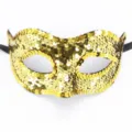 Maschera di carnevale in paillettes dorate per festa, Halloween e eventi. Vista dettaglio. - Stile con paillettes / Oro
