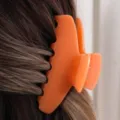 Unifarbene orange Haarklammer für Damen, elegante Acetat Haargreifer für modisches Styling. - Orange (H367)