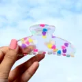 Transparente Haarklammer mit bunten Herzen, süße Haifischklaue für dickes Haar Sommer. - Halbkreis-Stil (H1026)
