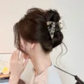 Élégante pince à cheveux triangle imprimé léopard pour femmes, pince requin chic et tendance. - Grand 13cm / Triangle / Imprimé léopard