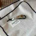 Elegante Acetat Haarklammer mit rutschfesten Zähnen, schicker Zopffthalter für Damen. - Gedrehte Klammer (Q88-4) / Mandel
