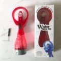 Ventilateur brumisateur portatif à piles, rafraîchisseur d'été idéal pour le plein air. - Rouge
