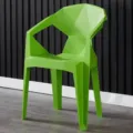 Limettengrüner Kunststoff-Stapelstuhl im geometrischen Design für das moderne Zuhause und Outdoor. - Verdicktes PP-Material (Grün)