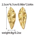 Goldfarbener Edelstahl Blatt Anhänger DIY Schmuck Zubehör mit Hammer Textur und klarem Maß 8g. - Gold Gehämmerter Blatt Stil (TP2659-02) / 2.5x6.7cm / Gold