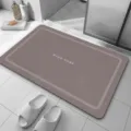 Vue détaillée du tapis de bain souple en diatomite avec design antidérapant pour salle de bain. - 40x60cm (Peluche Douce) / QD526-10