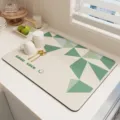 Grüne geometrische Küchen-Abtropfmatte saugfähige Arbeitsplatten-Tischset für Tassen - Diamant Gitter