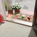 Détail de paillasson gnome de Noël, tapis d'entrée antidérapant avec design de bienvenue. - Style de Noël 14