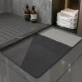 Minimalist diatomaceous earth bath mat non-slip absorbent floor mat for modern bathroom use. - 40*60cm / Three-Color Geometry
