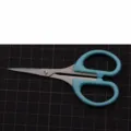 Feine Bastelschere mit spitzer Klinge und blauem Griff für Modelliermasse und Bastelarbeiten. - Zweitpolierte Gerade Schere
