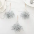 Branches de plantes artificielles argentées par trois, idéal pour déco et projets DIY. - Argent