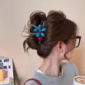 Koreanische blaue Blumen Haarklammer für Damen süße Haarfänger Haifischklammer Haarschmuck - Kleine Haarklammer (Graue Basis)